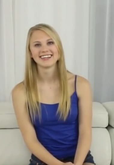 Lily Rader chủ động dẫn dắt cuộc hoan lạc đầy táo bạo - Xem Phim Sex Âu Mỹ