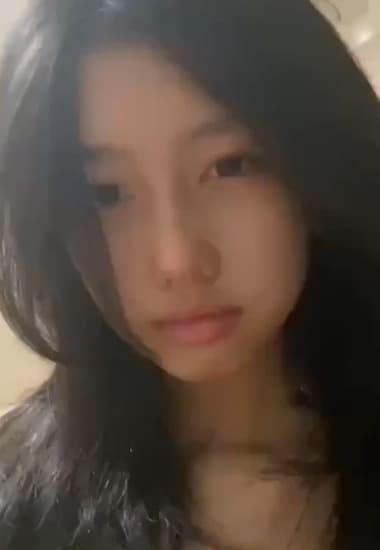 Tuyệt chiêu call video của cô nàng học sinh - Xem Phim Sex Việt Nam